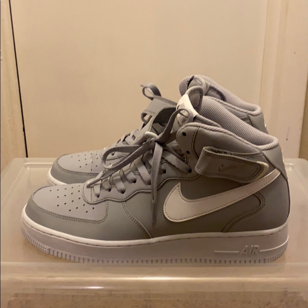 Nike Air Force 1 Mid